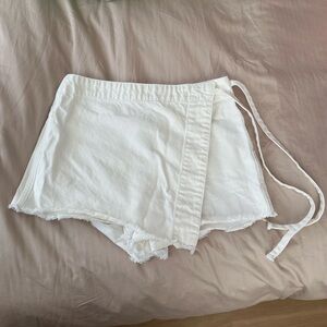 Free People White Skort (size 8)